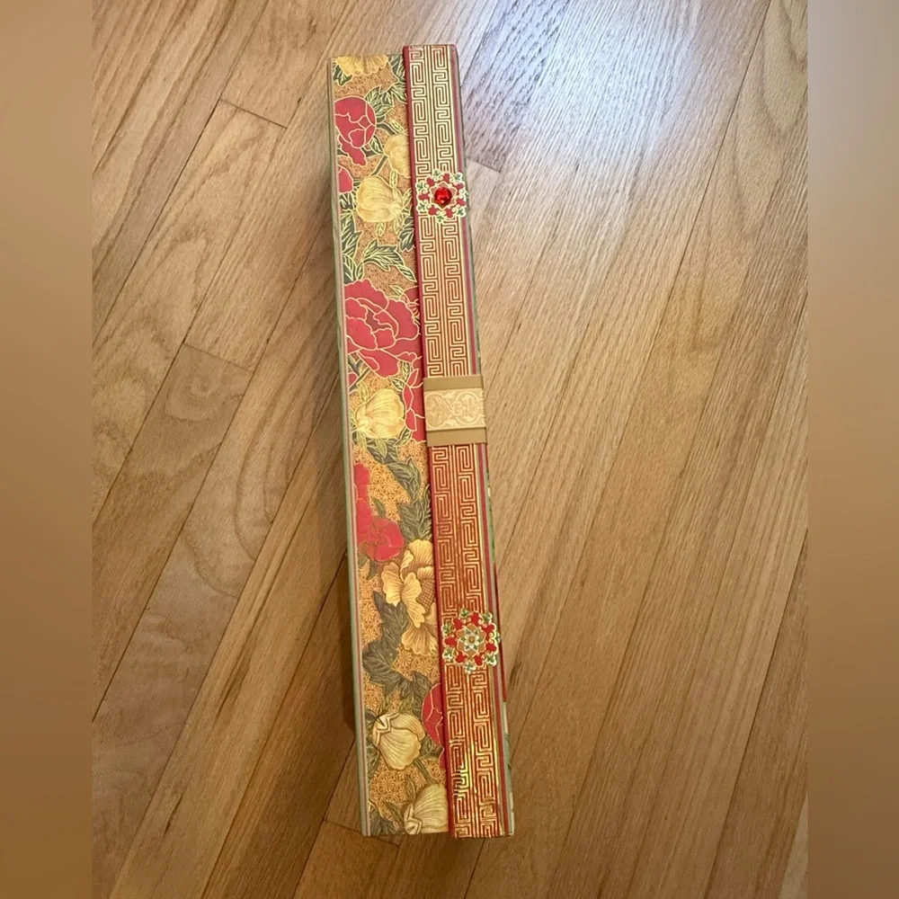 🆕 Punch Studio elegant scented shelf drawer liner paper white ginger NIB floral